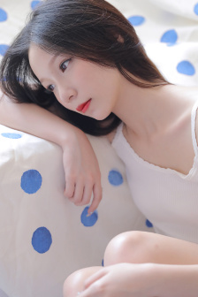 晚上爷爷总是压在妈妈肚子上睡觉